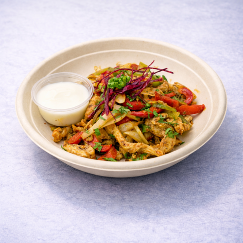 Fajita chicken with fajita vegetables with yogurt sauce